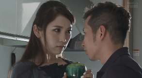 em-chong-dit-chi-dau-xinh-dep-hang-cuc-ngon